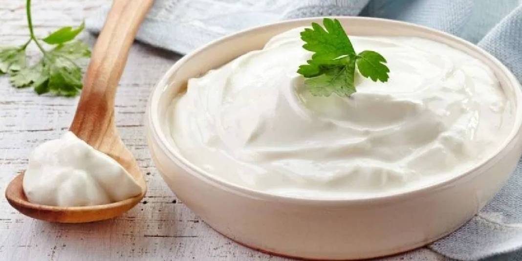 Balkanların ciltleri bu yüzden kırışmıyormuş! Canan Karatay bebek gibi pürüzsüz cildin sırrını verdi 4